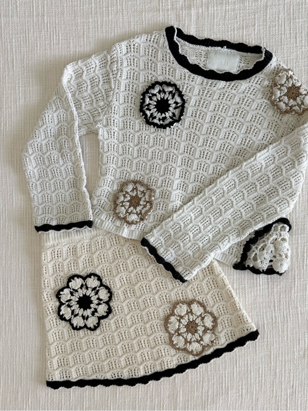 ZARA White Crochet Matching Set with Black Trim and Beige Floral Appliqués